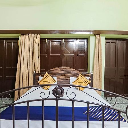 Spot On 64751 Hotel Shivani Palace Muthiganj 外观 照片