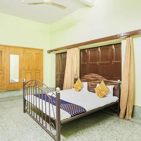 Spot On 64751 Hotel Shivani Palace Muthiganj 外观 照片