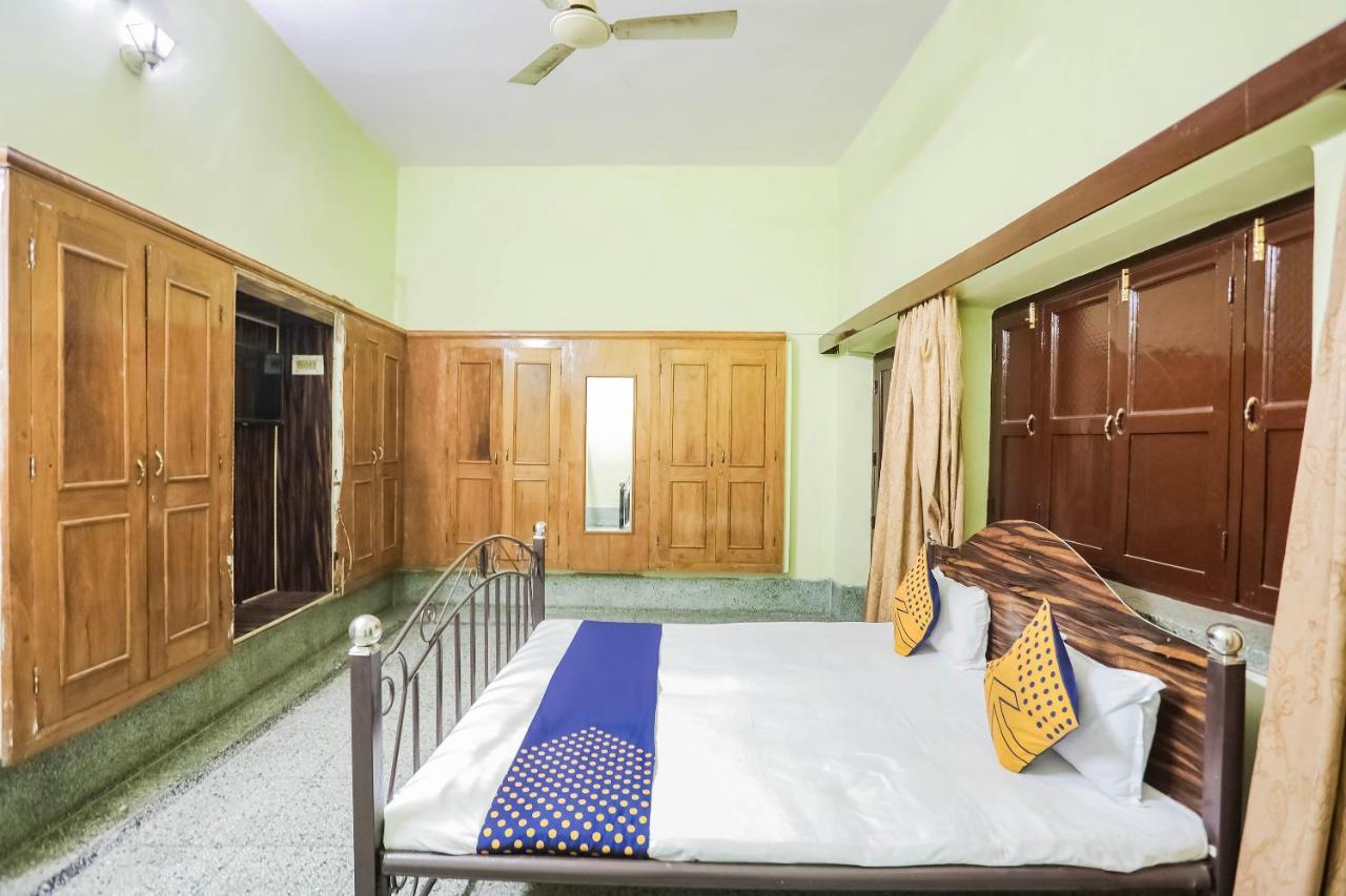 Spot On 64751 Hotel Shivani Palace Muthiganj 外观 照片